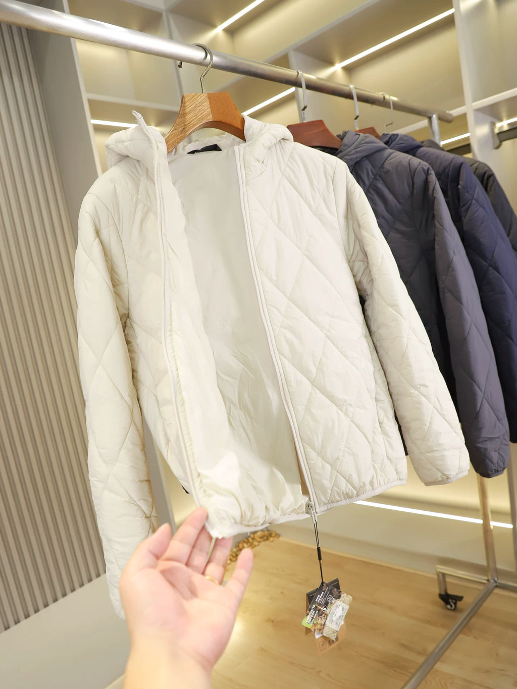 Product Image Alt Text