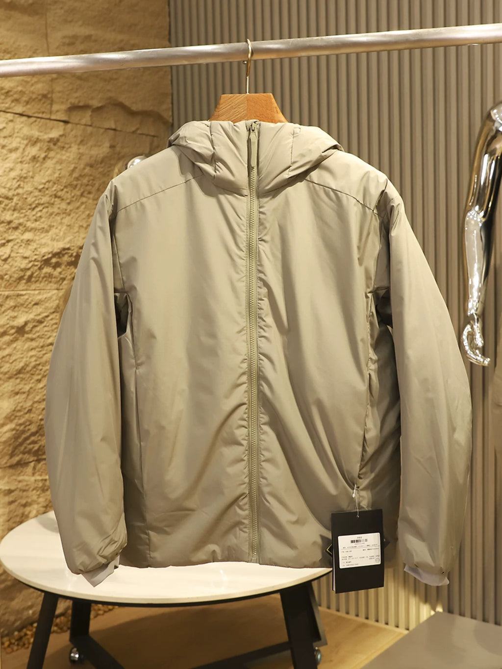 Product Image Alt Text
