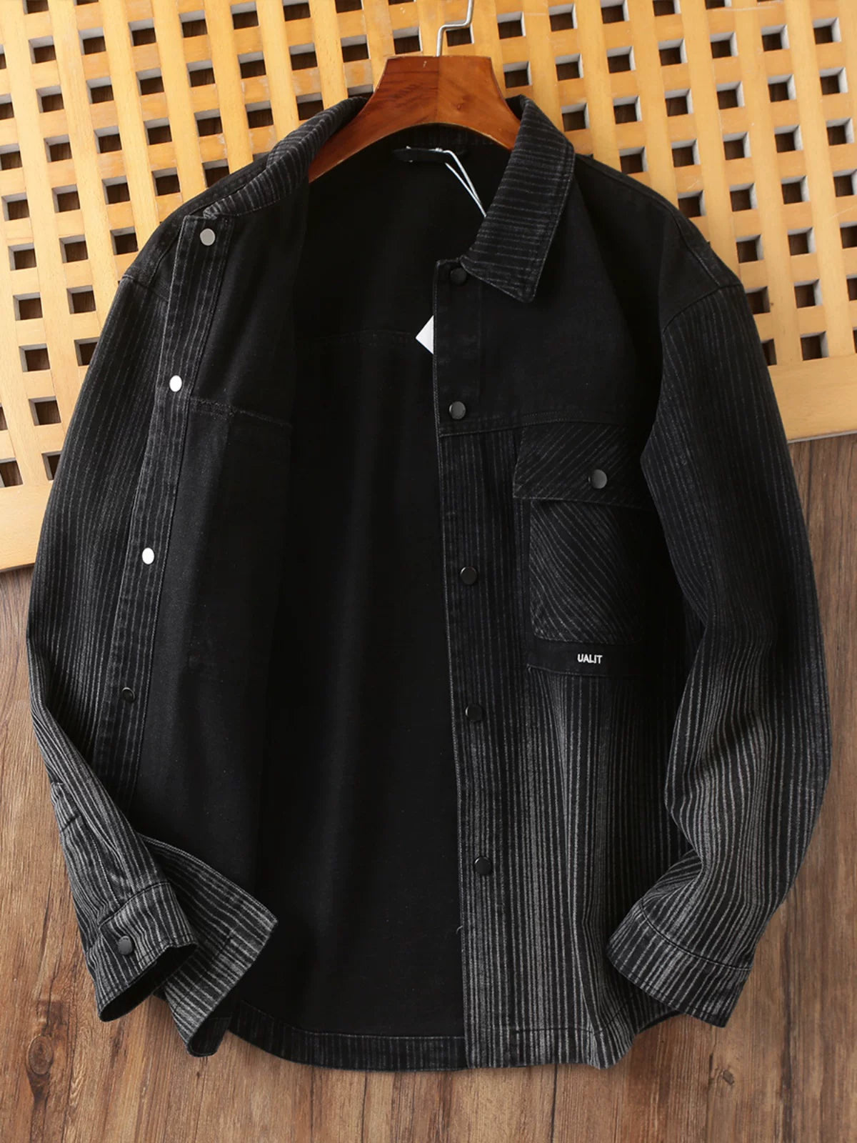 Product Image Alt Text