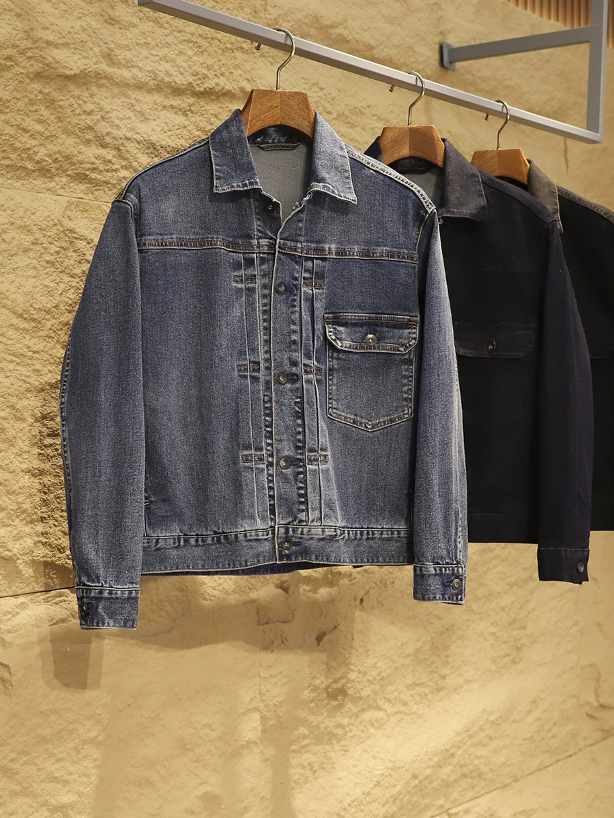 Product Image Alt Text