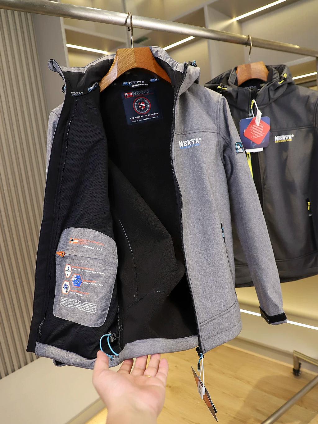 Product Image Alt Text