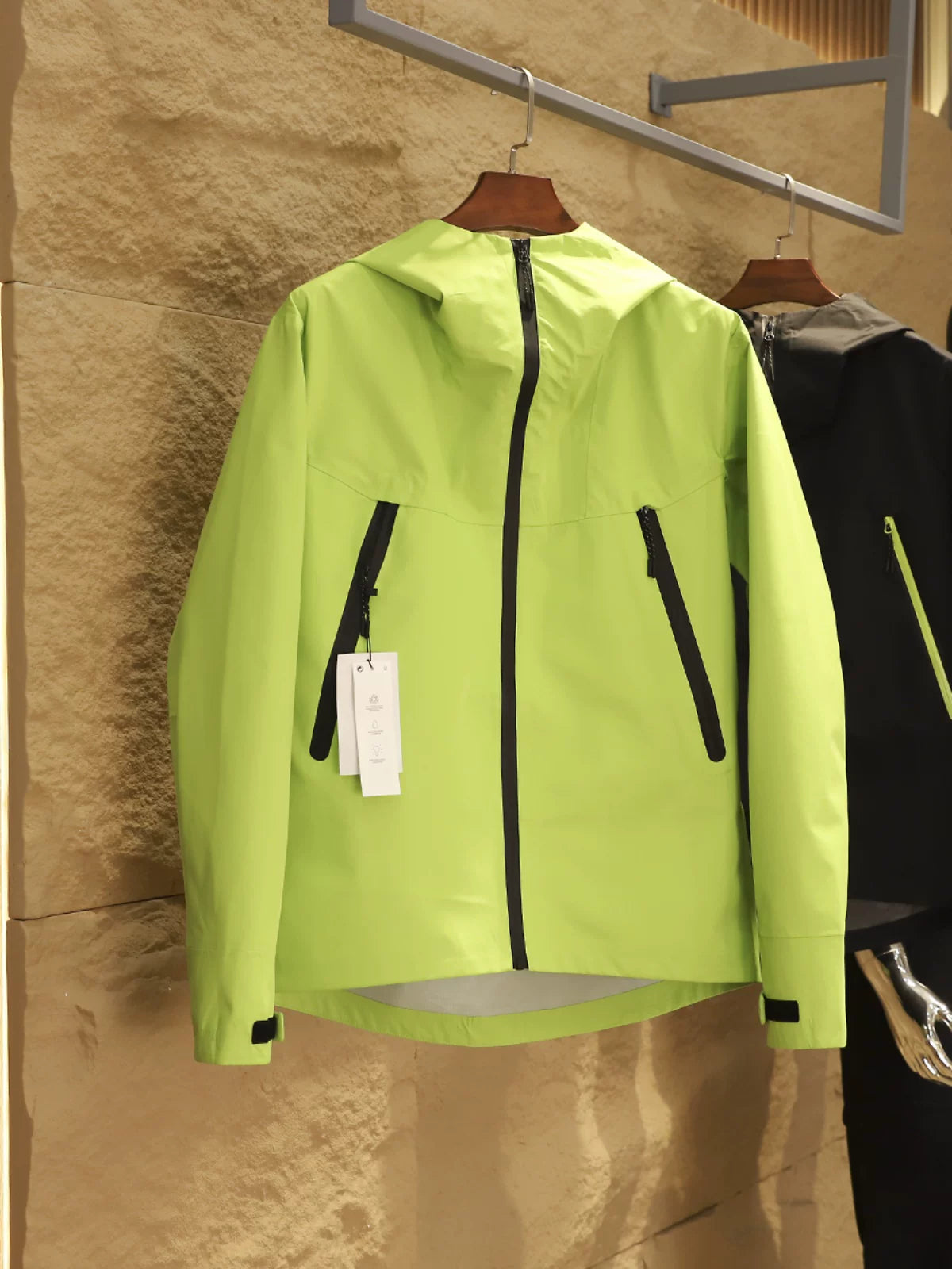Product Image Alt Text
