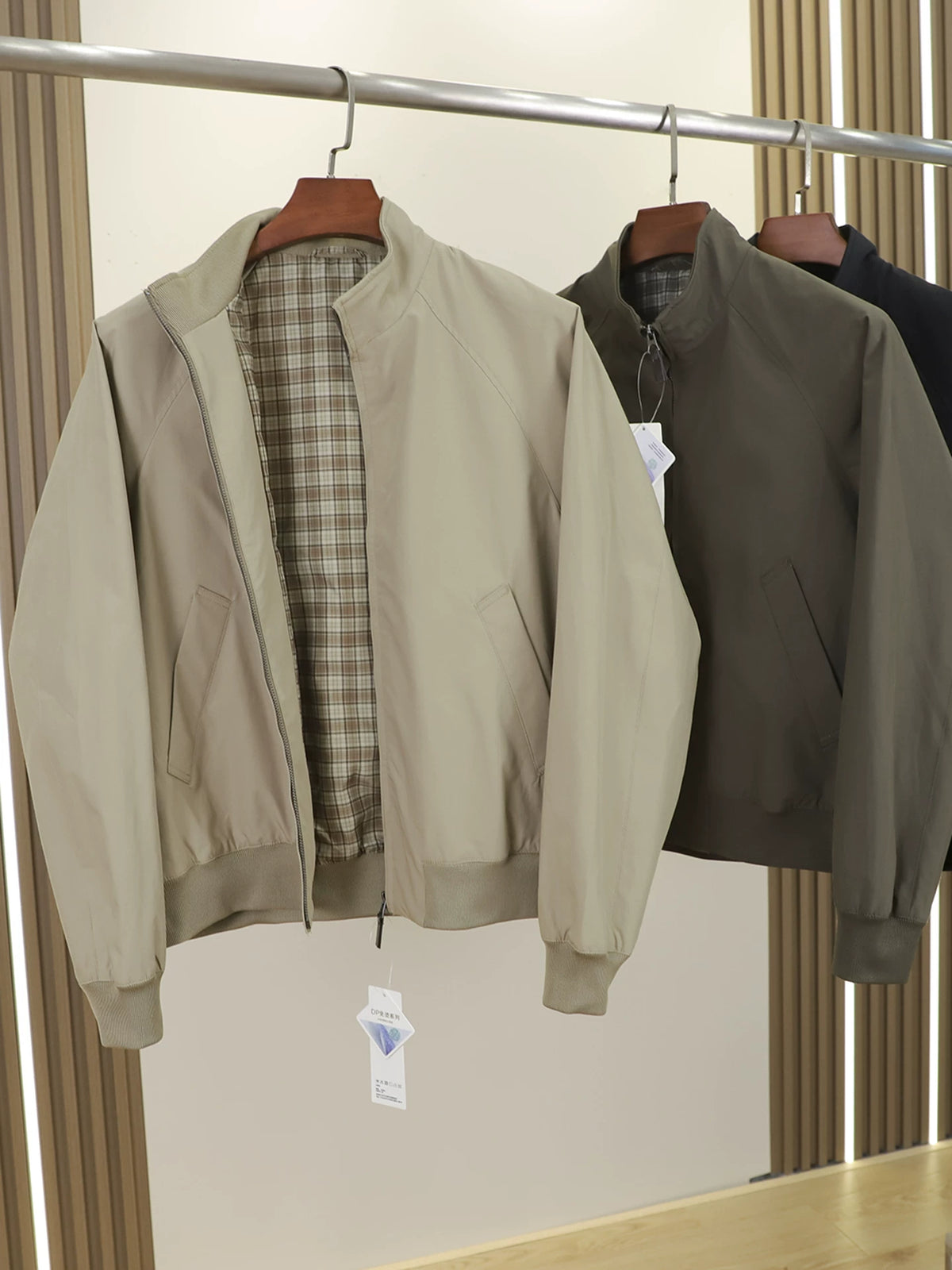 Product Image Alt Text