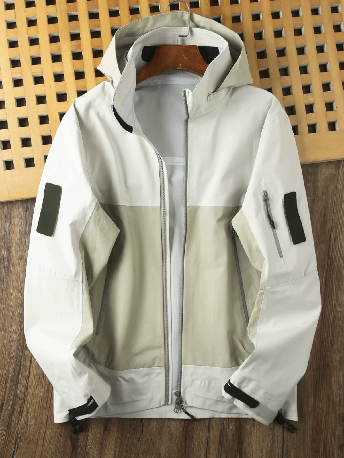 Product Image Alt Text