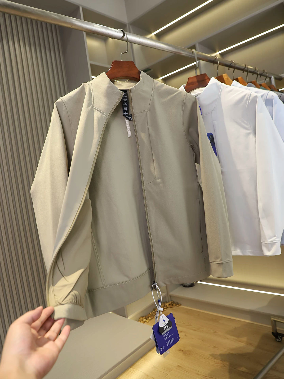 Product Image Alt Text