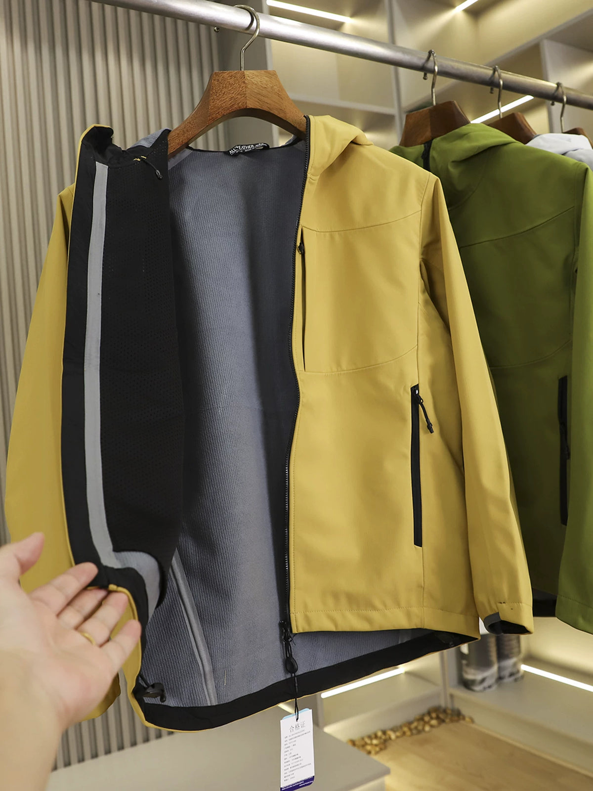 Product Image Alt Text