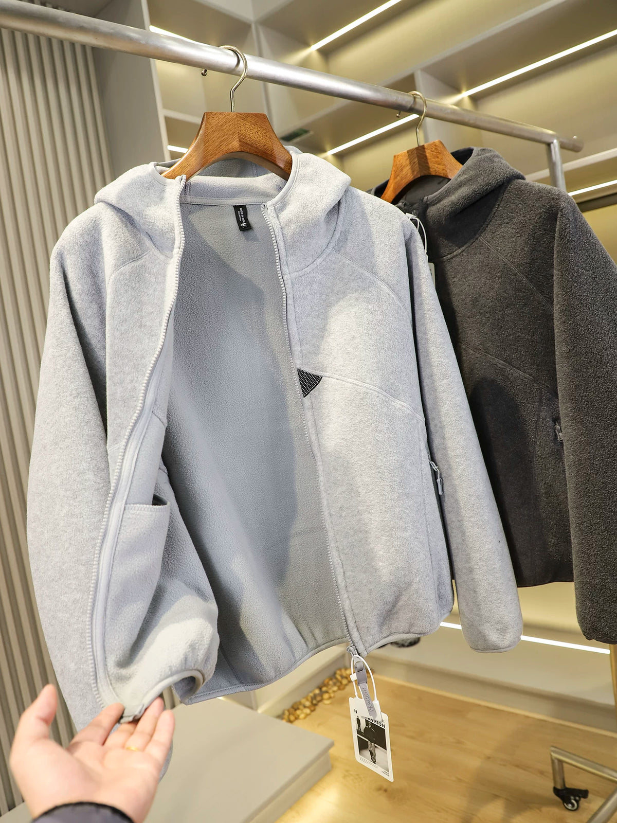 Product Image Alt Text