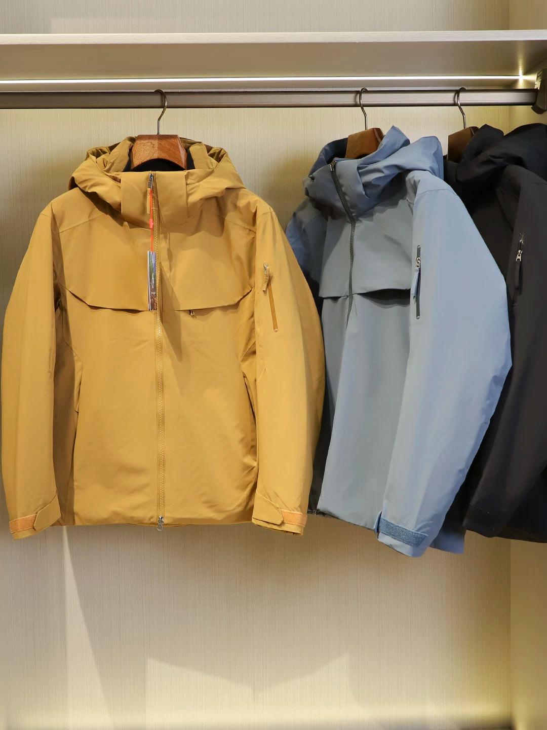 Product Image Alt Text