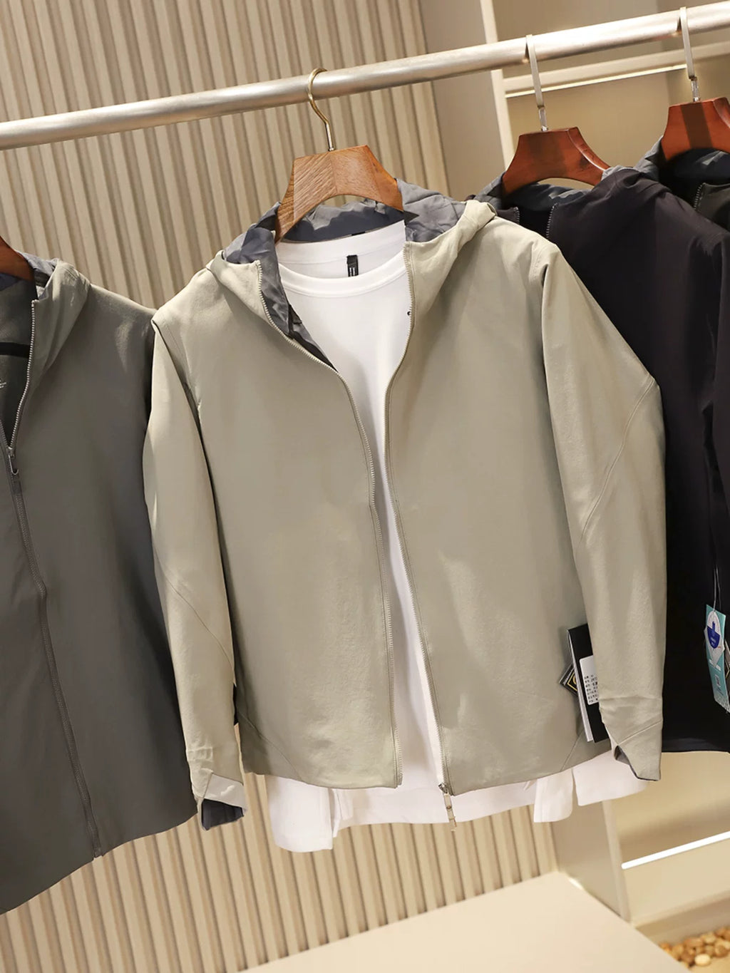 Product Image Alt Text