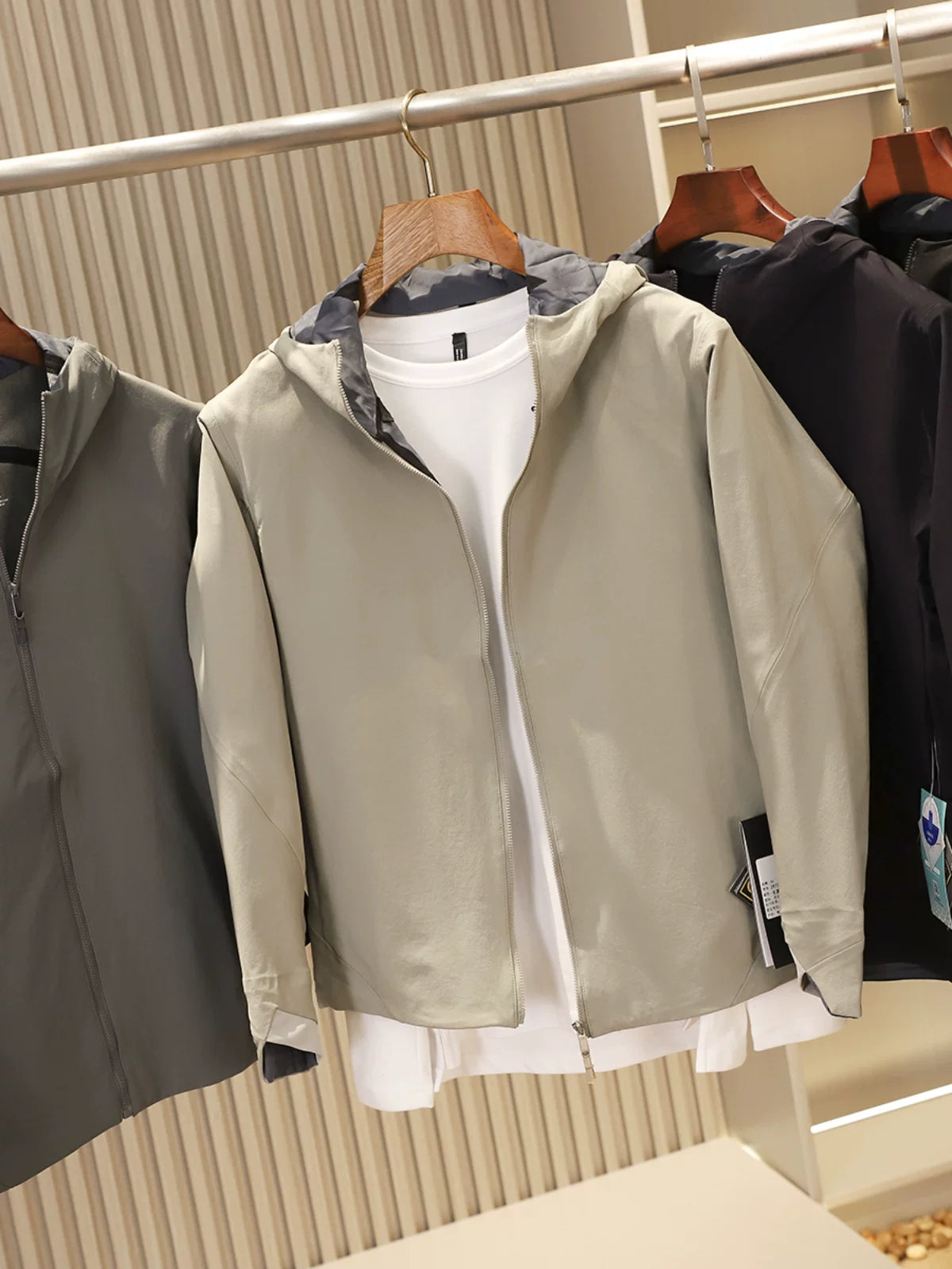 Product Image Alt Text