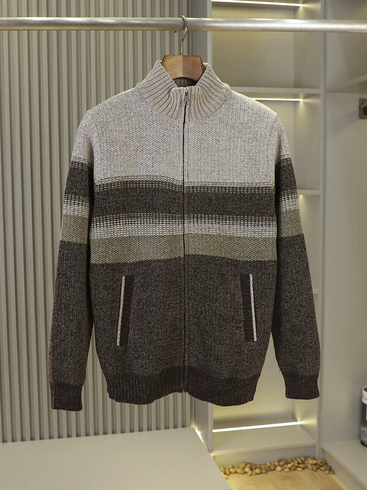Product Image Alt Text
