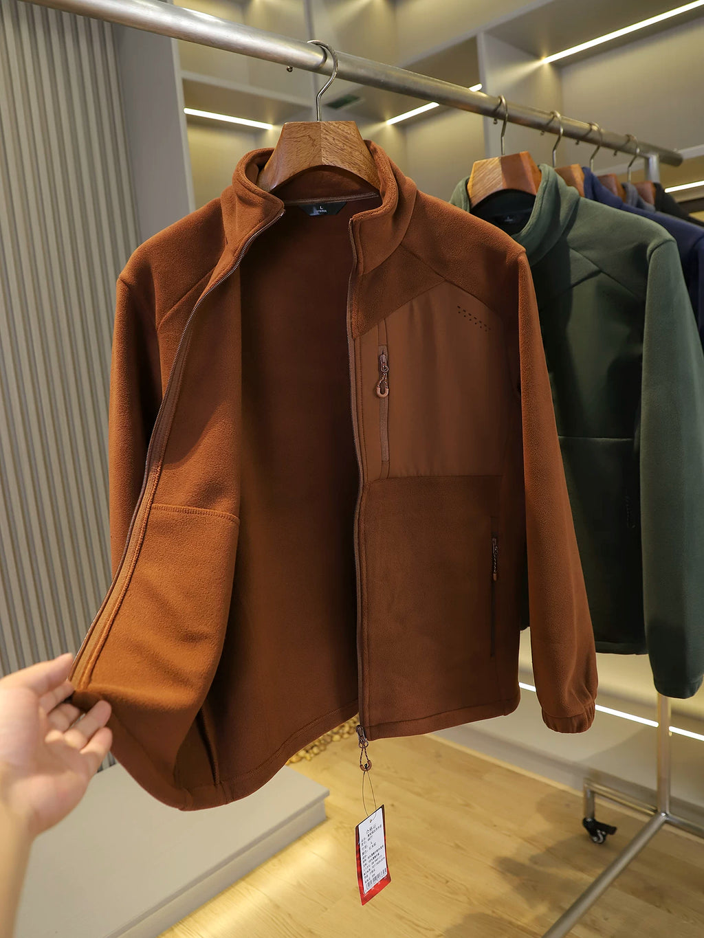 Product Image Alt Text