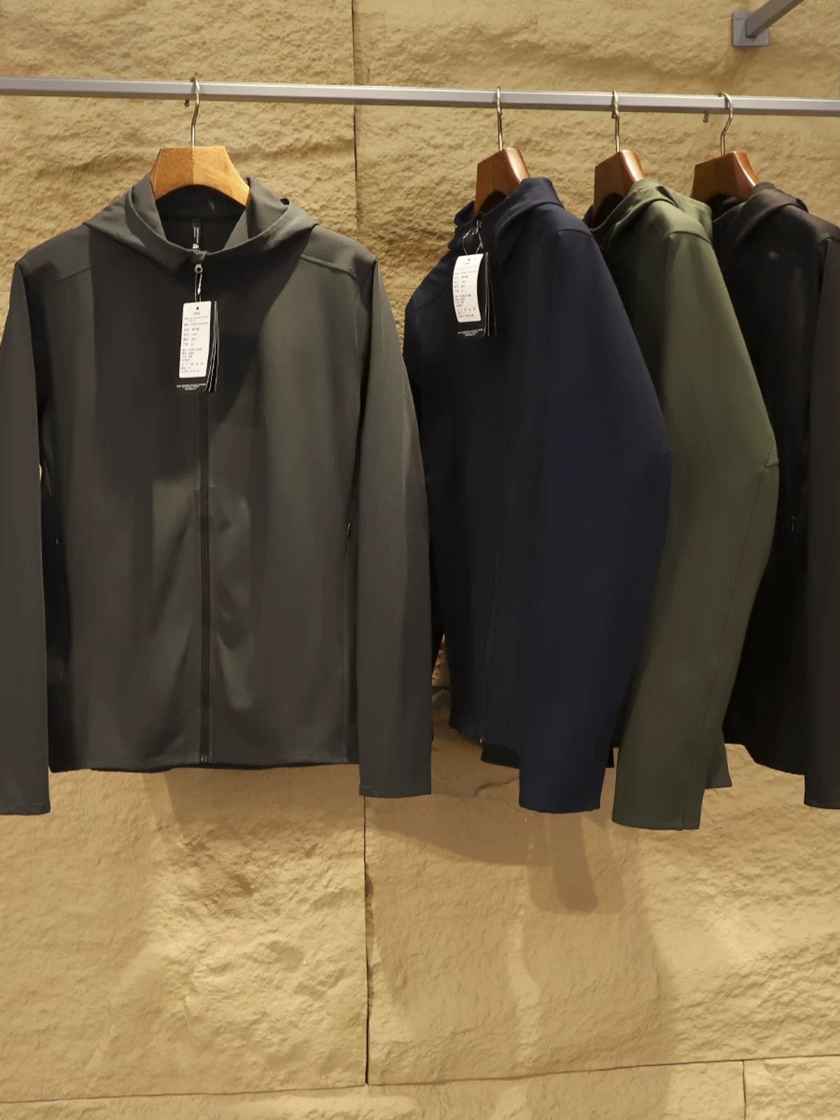 Product Image Alt Text