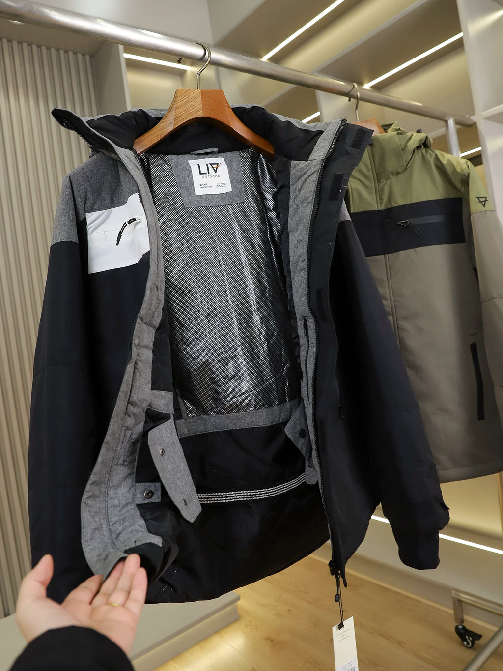 Product Image Alt Text