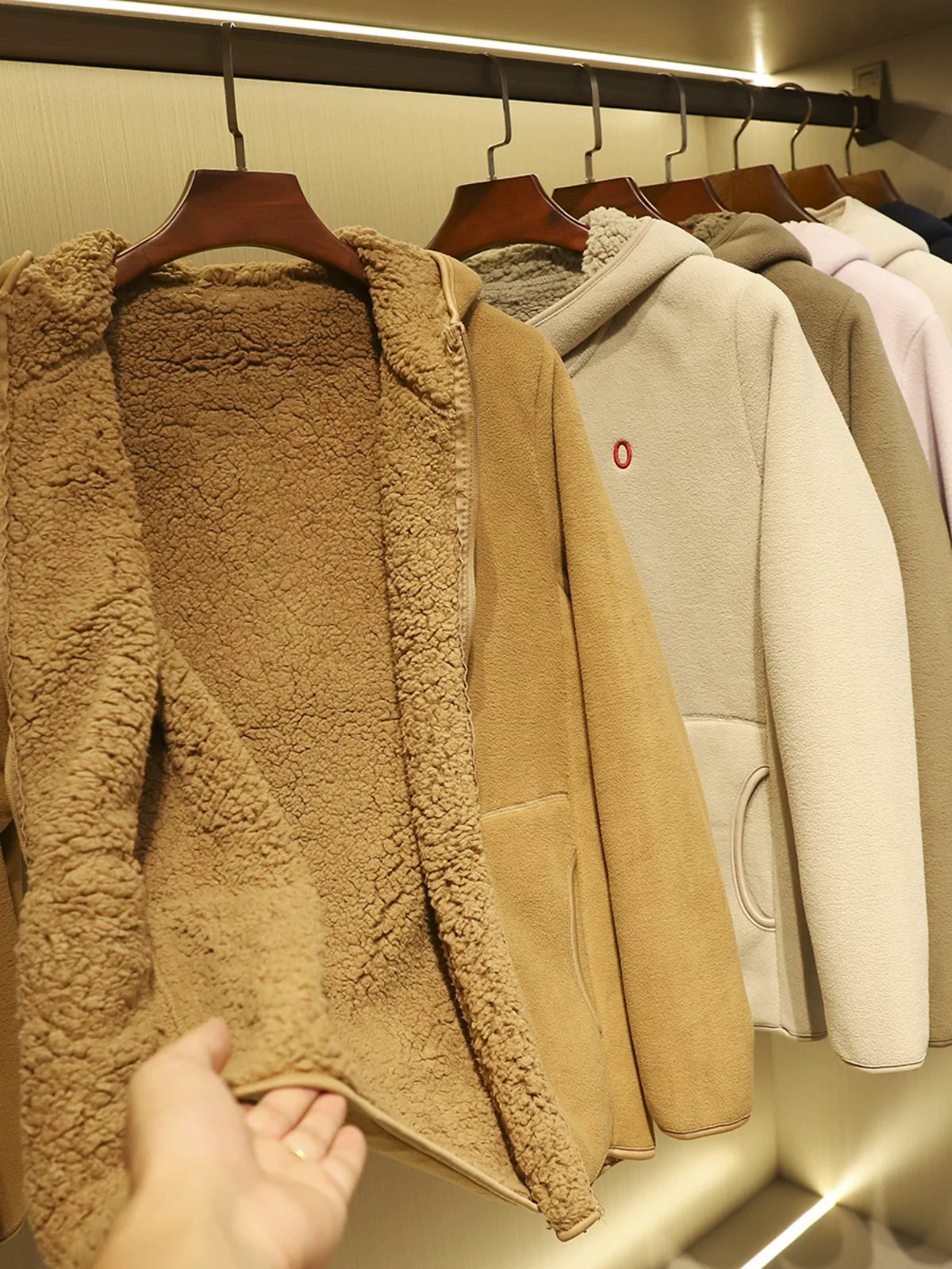 Product Image Alt Text
