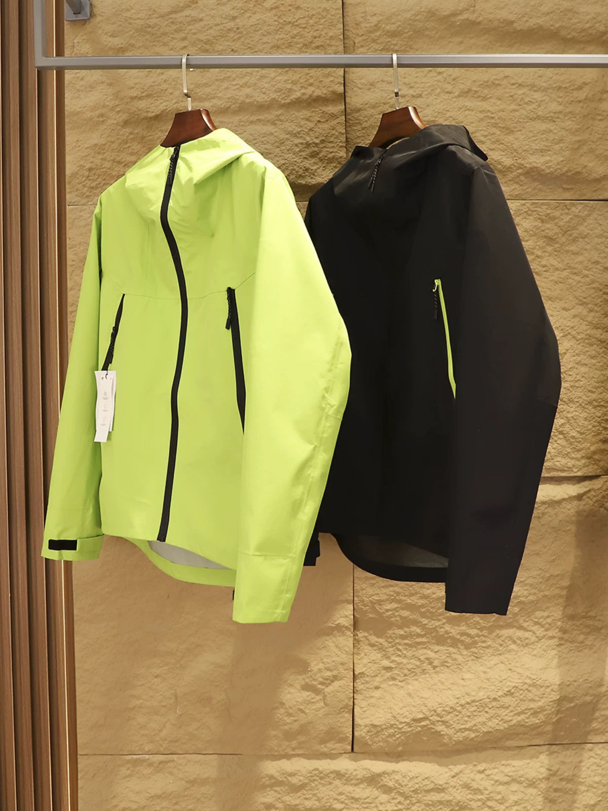 Product Image Alt Text
