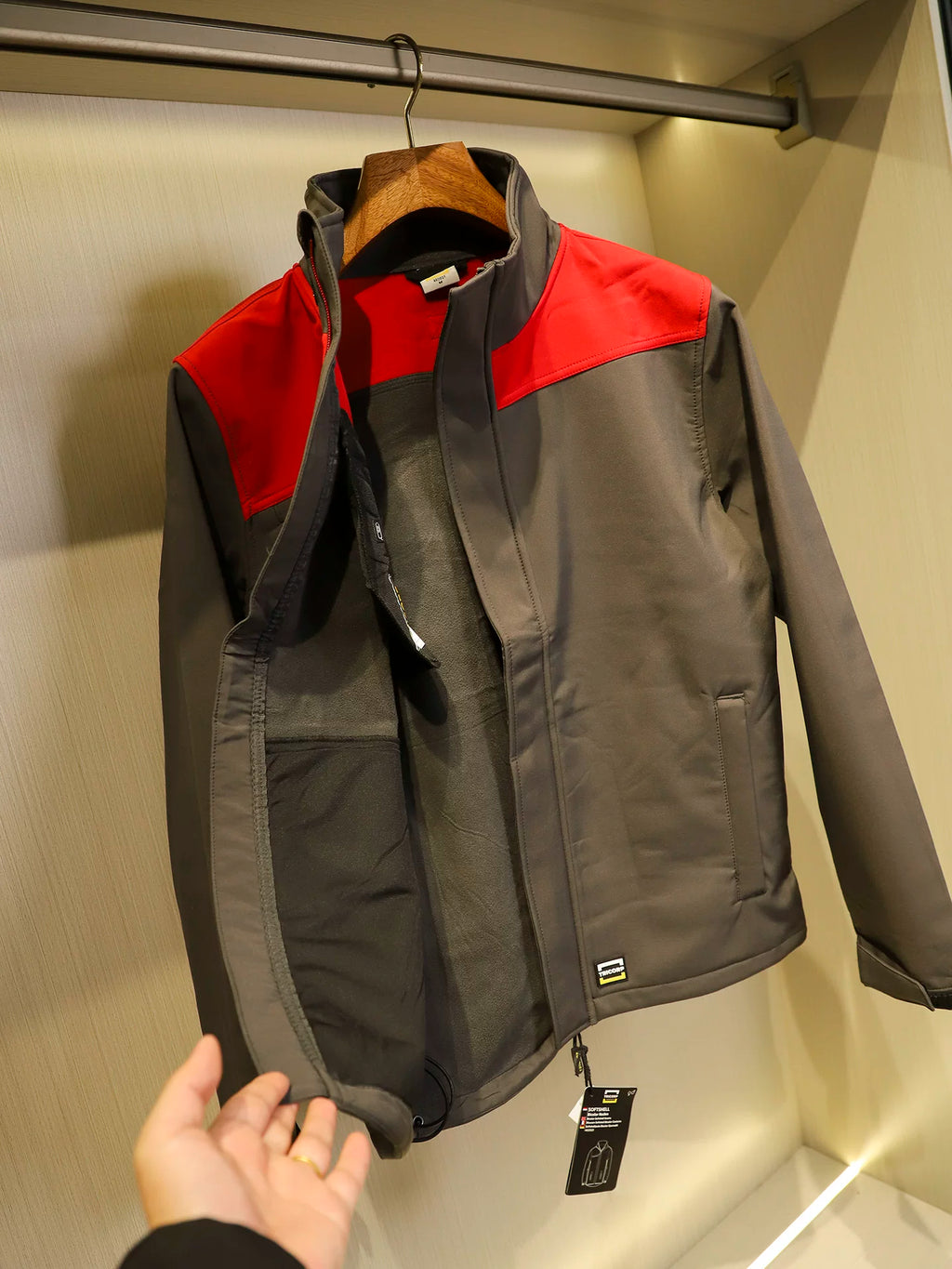 Product Image Alt Text