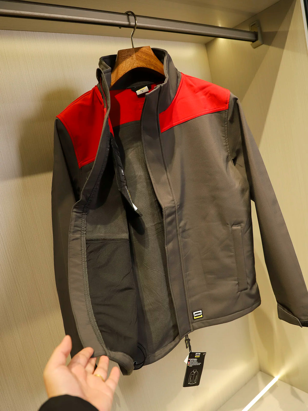 Product Image Alt Text