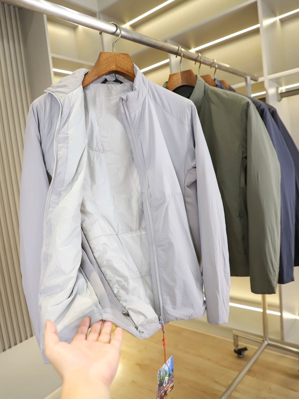 Product Image Alt Text