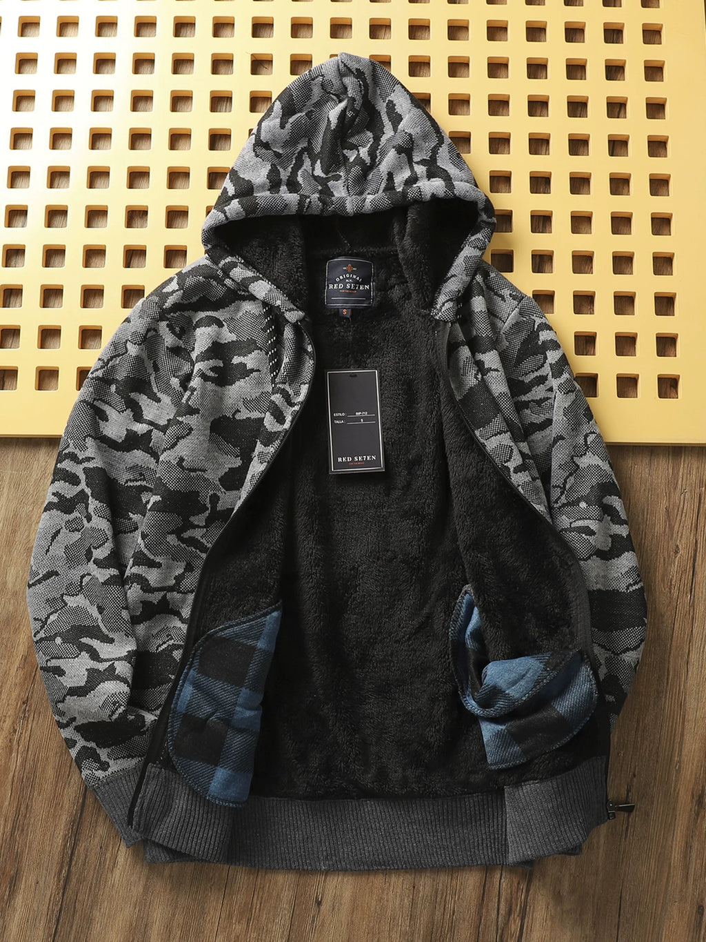 Product Image Alt Text