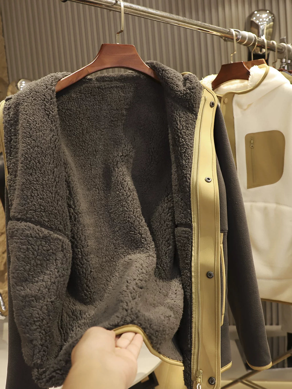 Product Image Alt Text