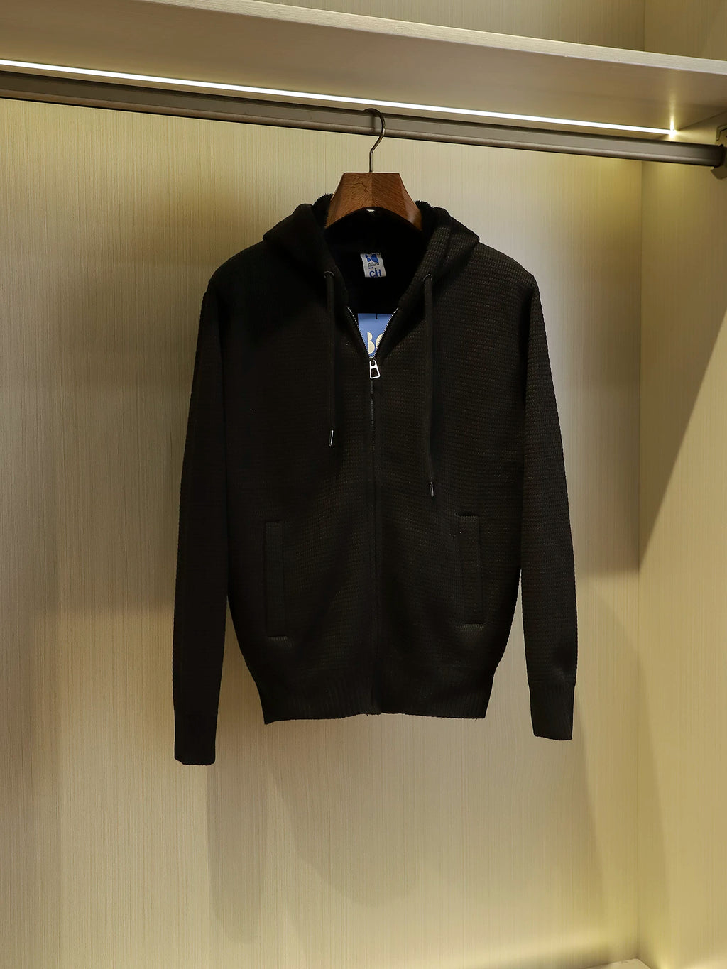 Product Image Alt Text