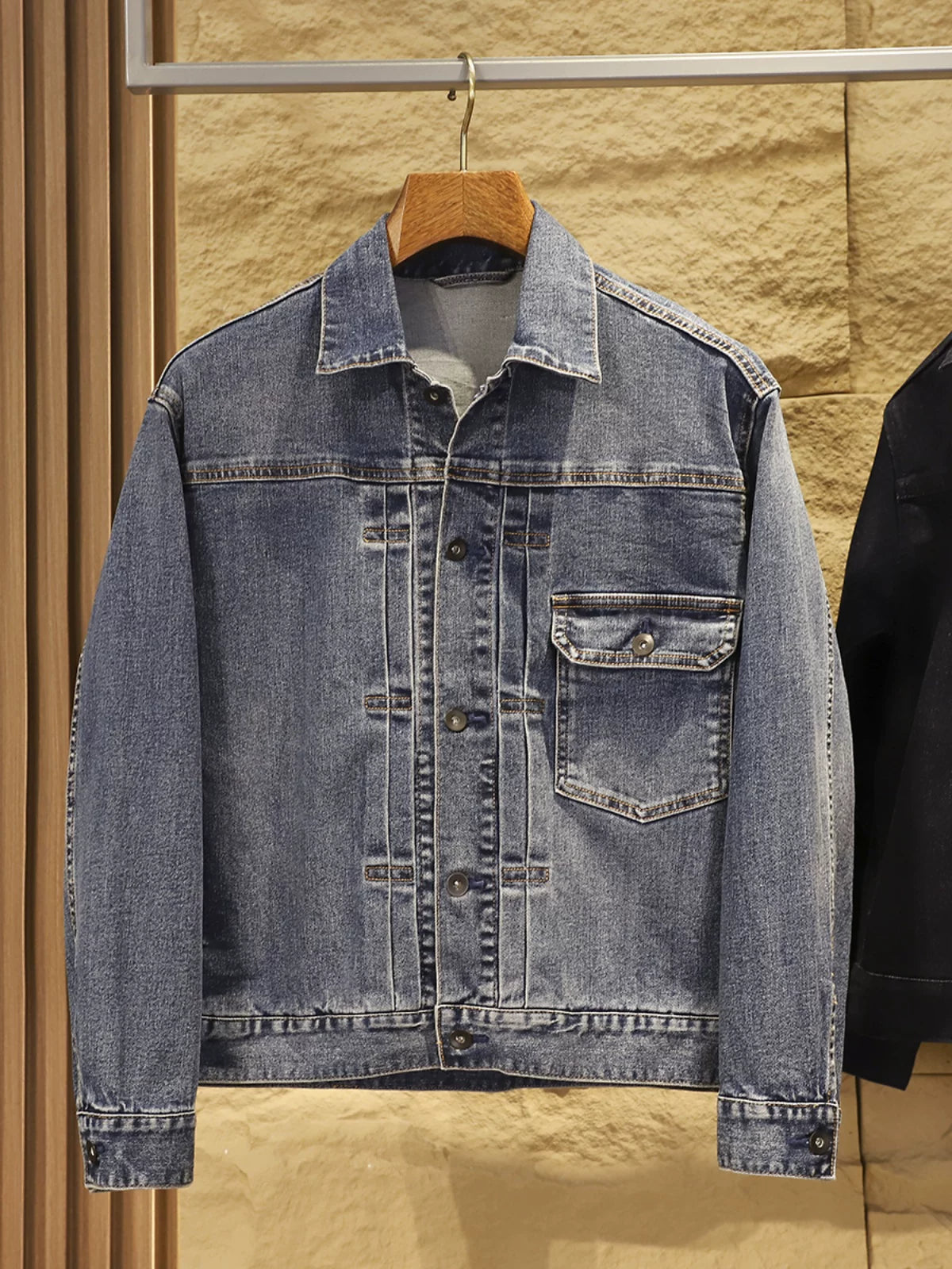 Product Image Alt Text