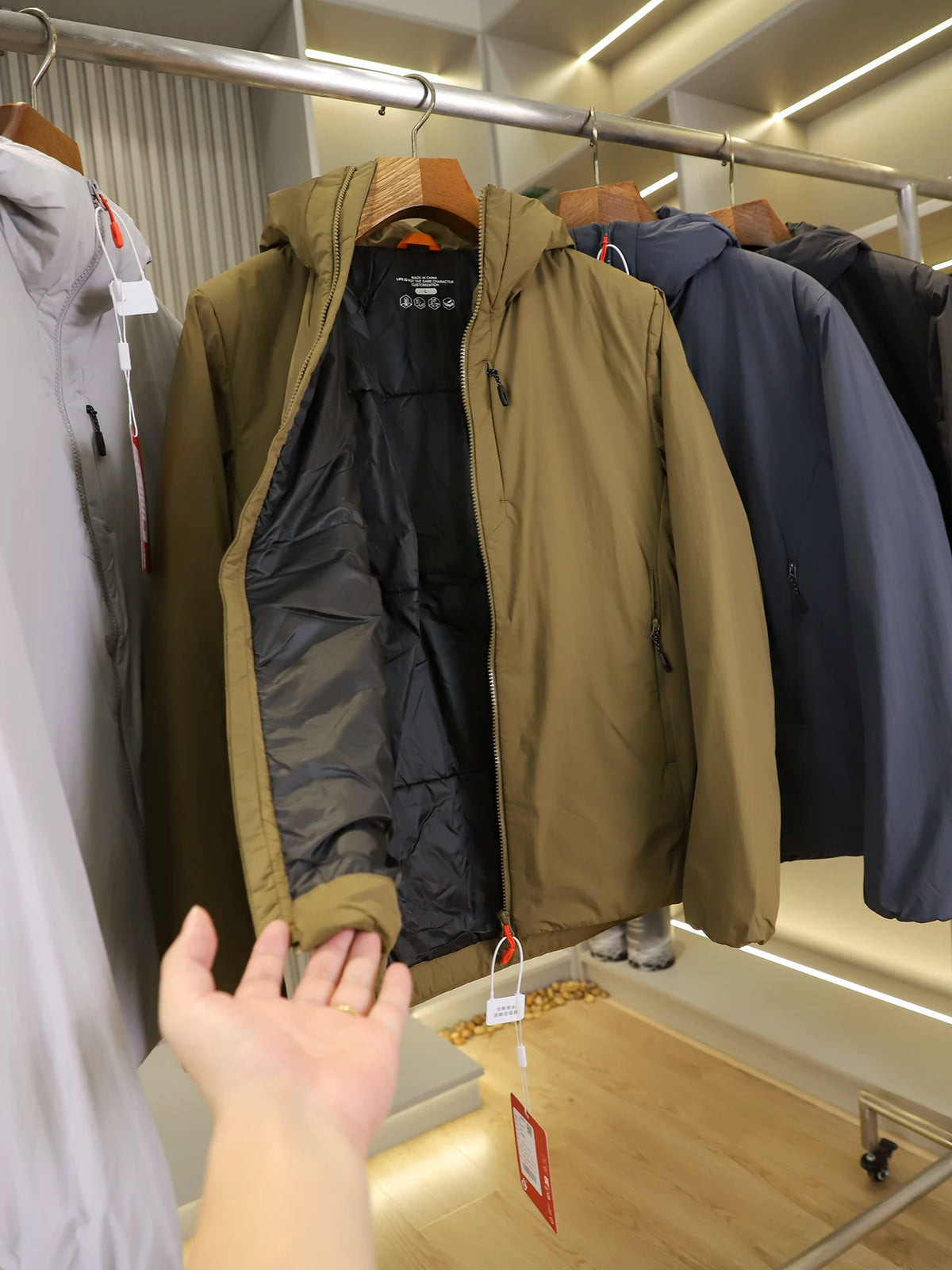 Product Image Alt Text