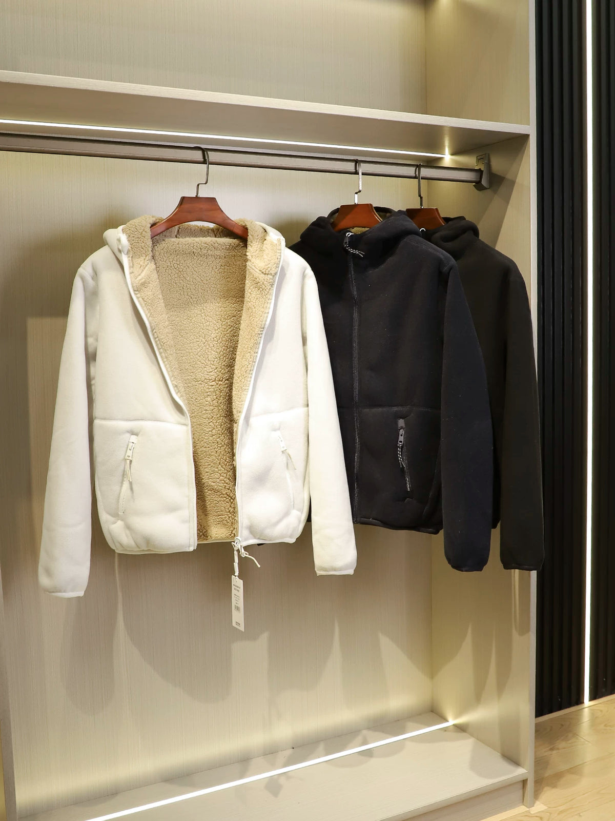 Product Image Alt Text