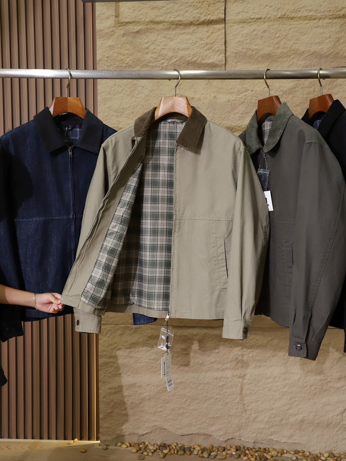 Product Image Alt Text